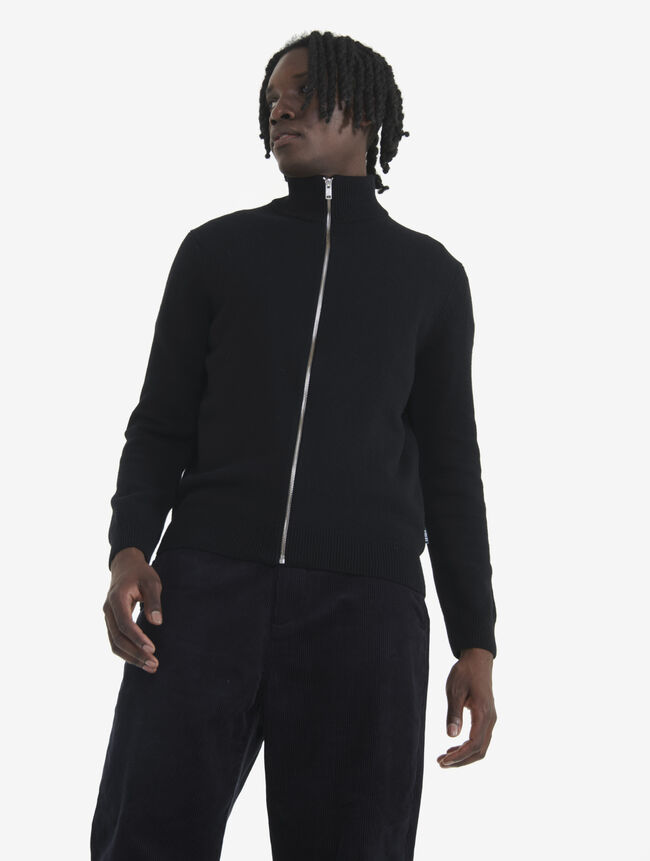 AIW24MKNI002