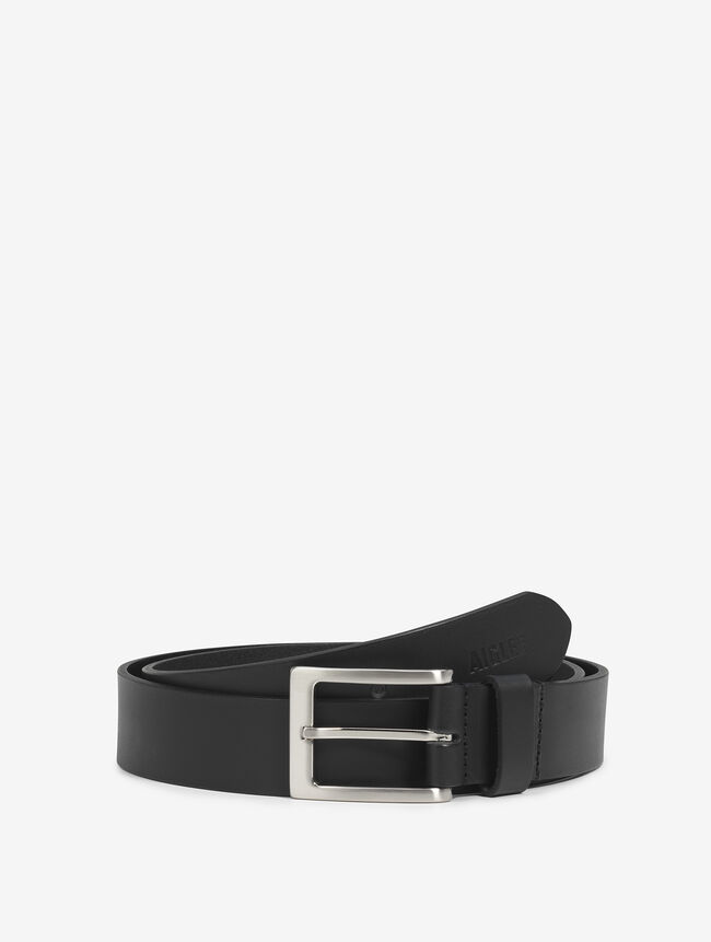 AIW23UBEL001