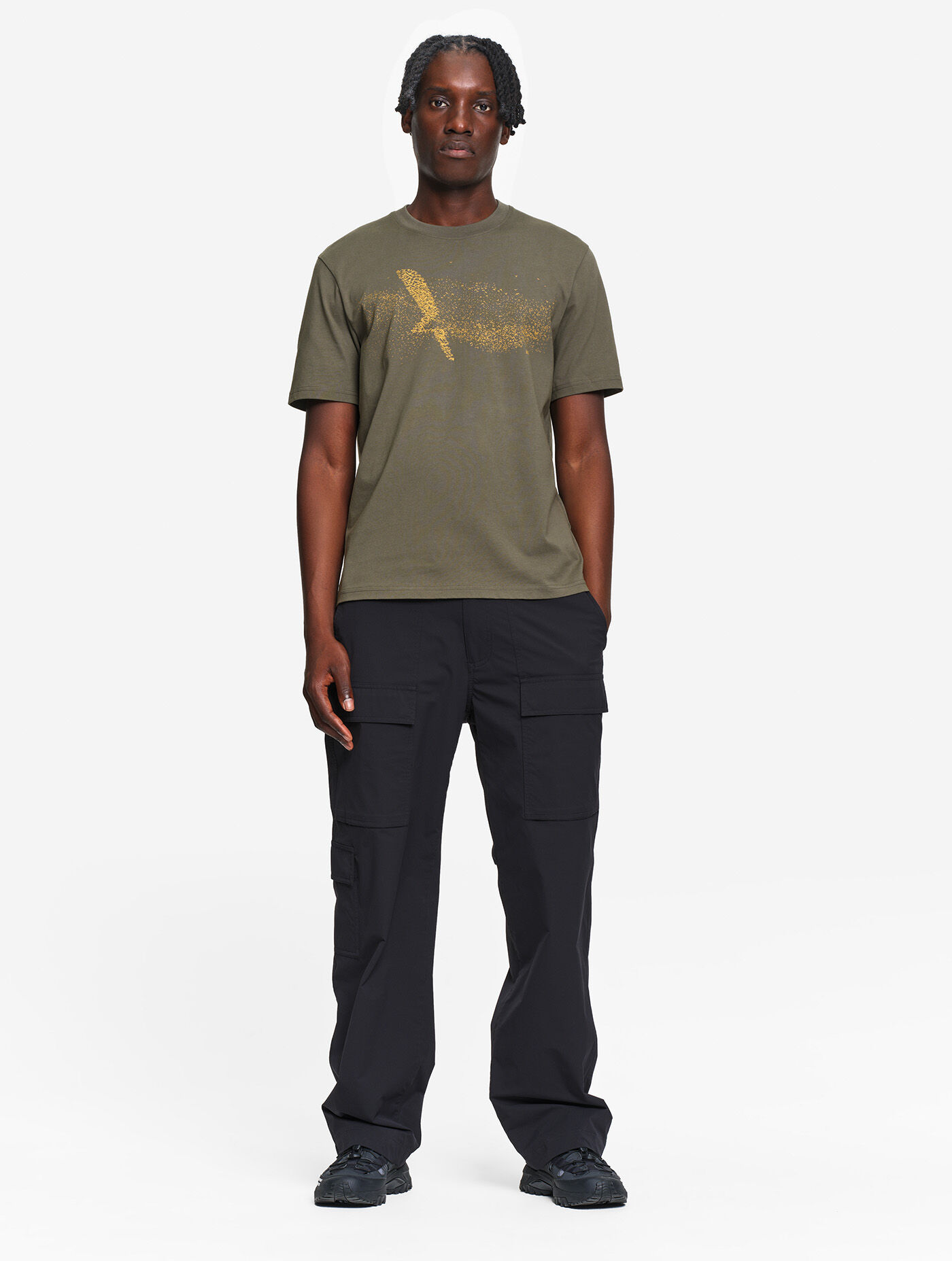 100% cotton thick t-shirt with front graphic