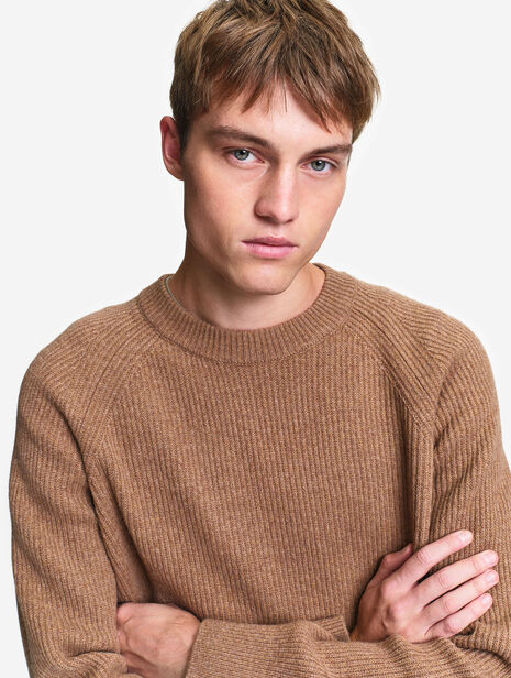 AIW26MKNI004
