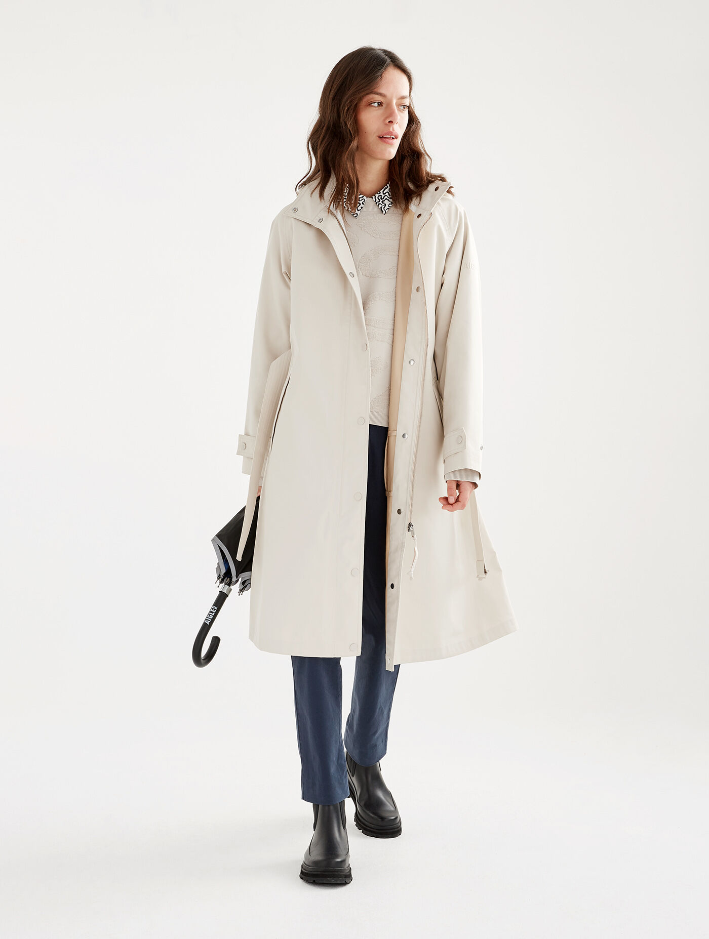 Redesigned MTD long trench coat aigle storefront catalog fr AIGLE