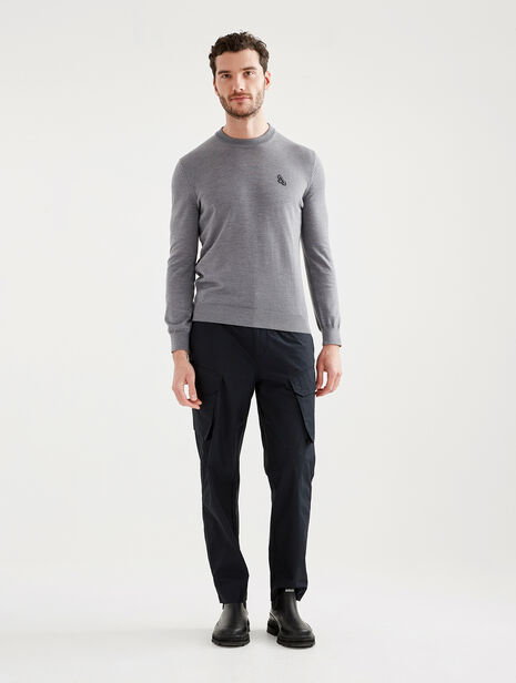 Feinstrickpullover mit Rundhalsausschnitt