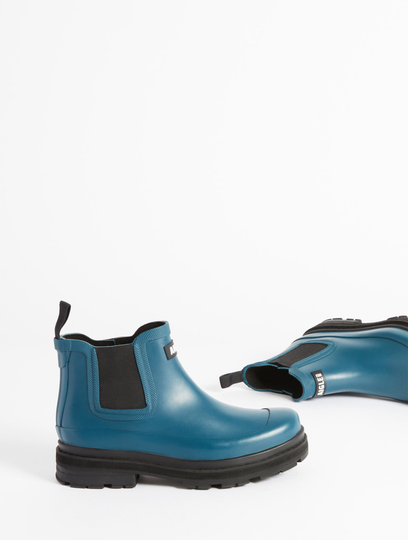Men hybrid ankle rain boot for unbeatable style men | AIGLE