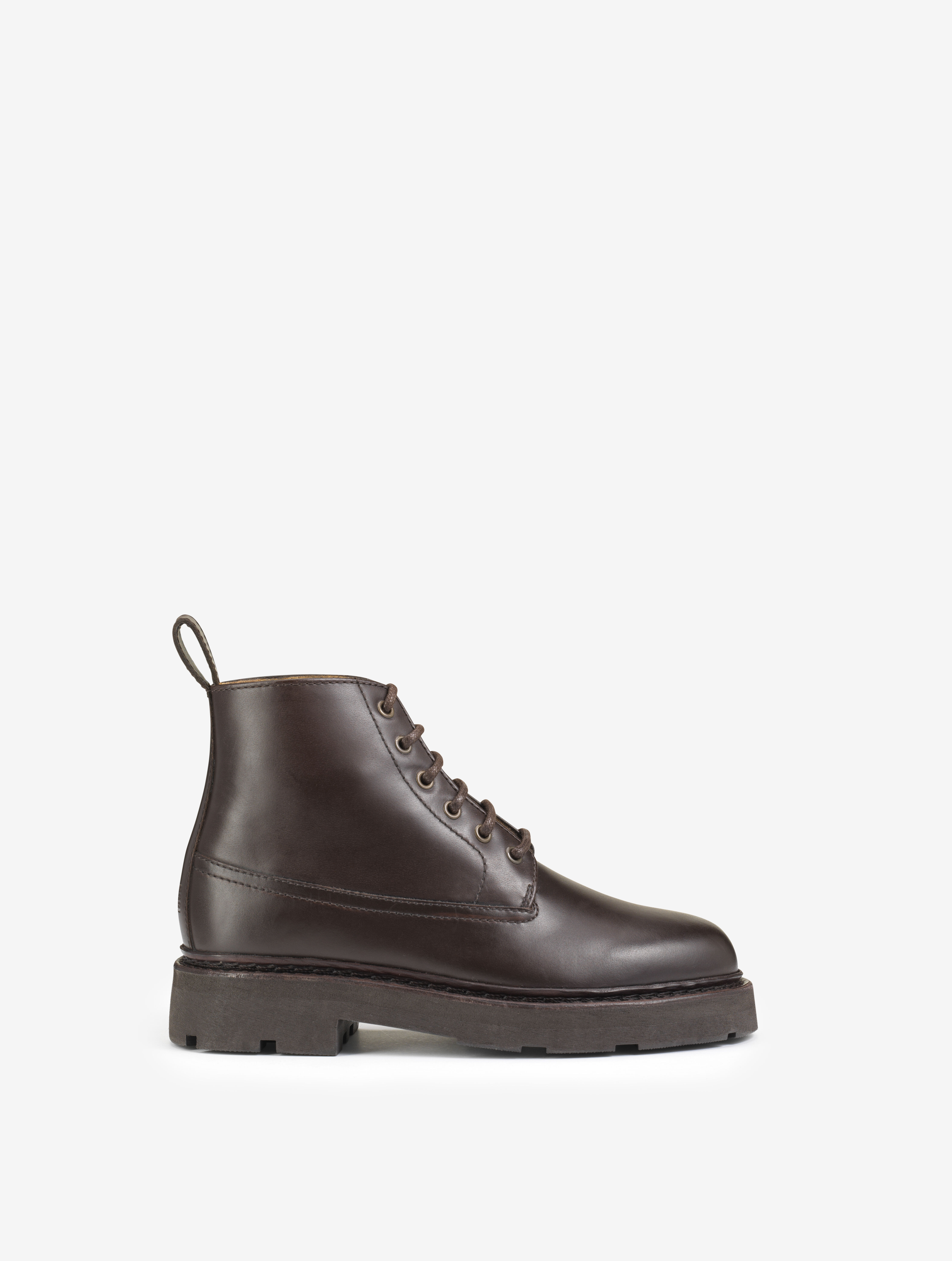 Norwegian-stitched leather desert 