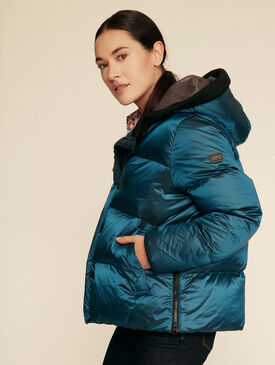 Short iridescent down jacket