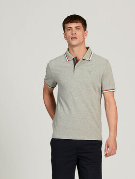 Basic-Pullover in neuer Version