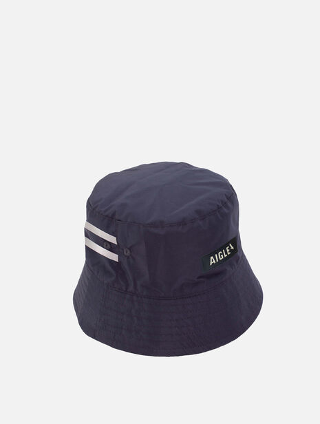 Bucket hat with reflective stripes