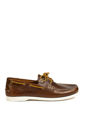 Men's leather boat shoes
