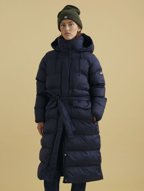 Long hooded water-repellent quilted jacket