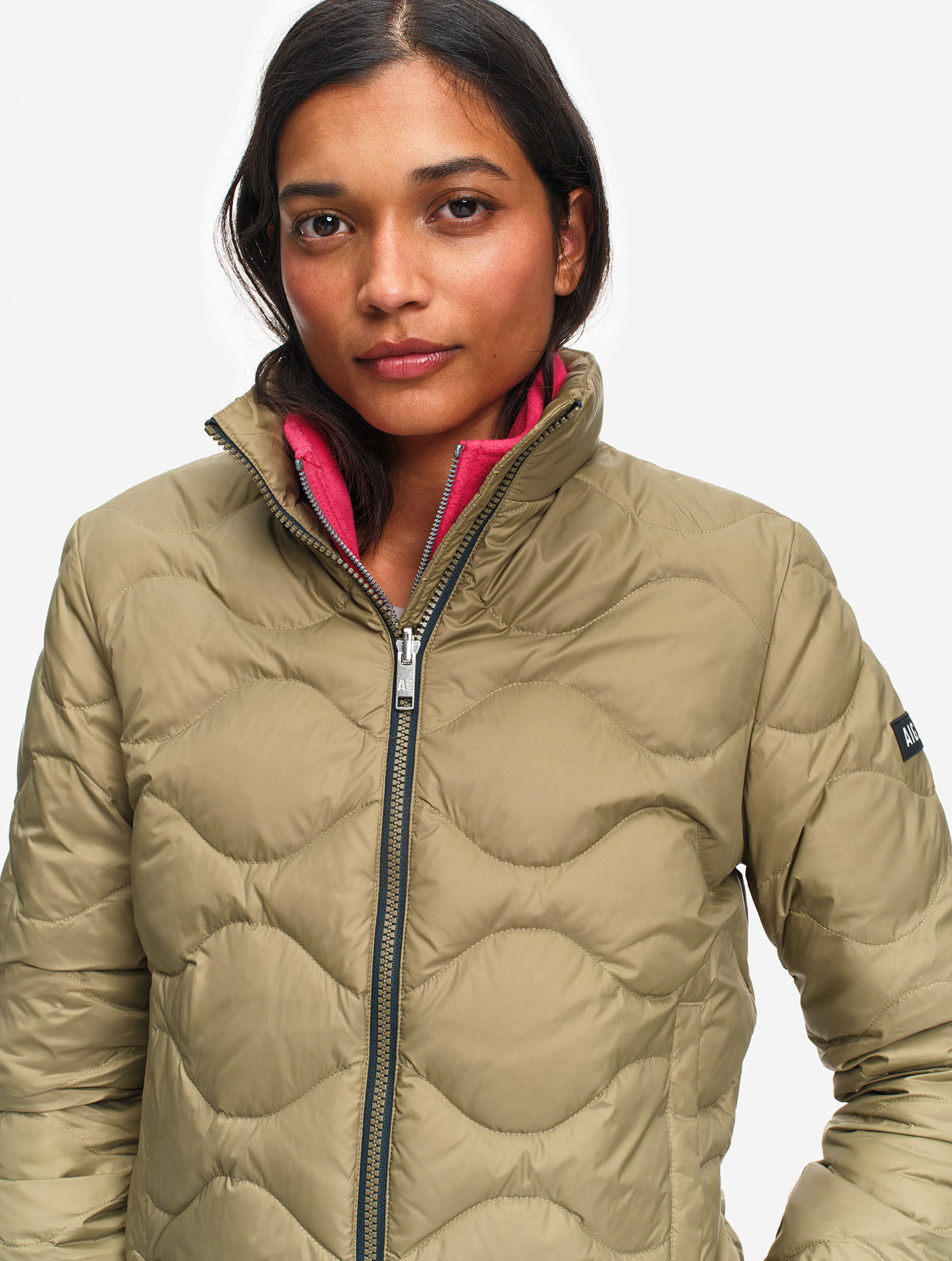 Water repellent light down quilted jacket T-KIT&trade;