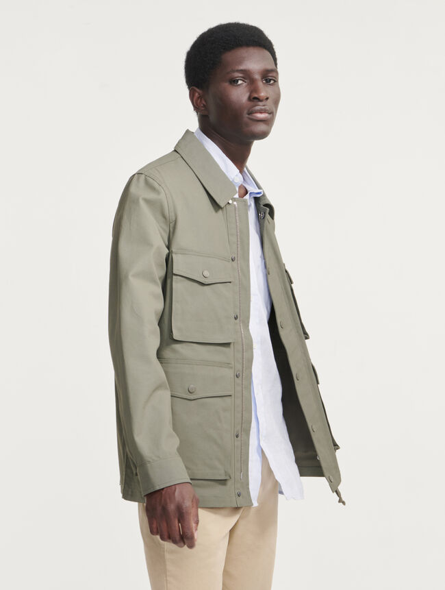 AIS23MOUT006