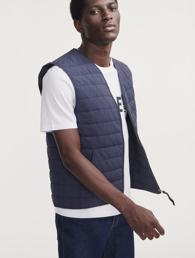 AIS23MOUI001