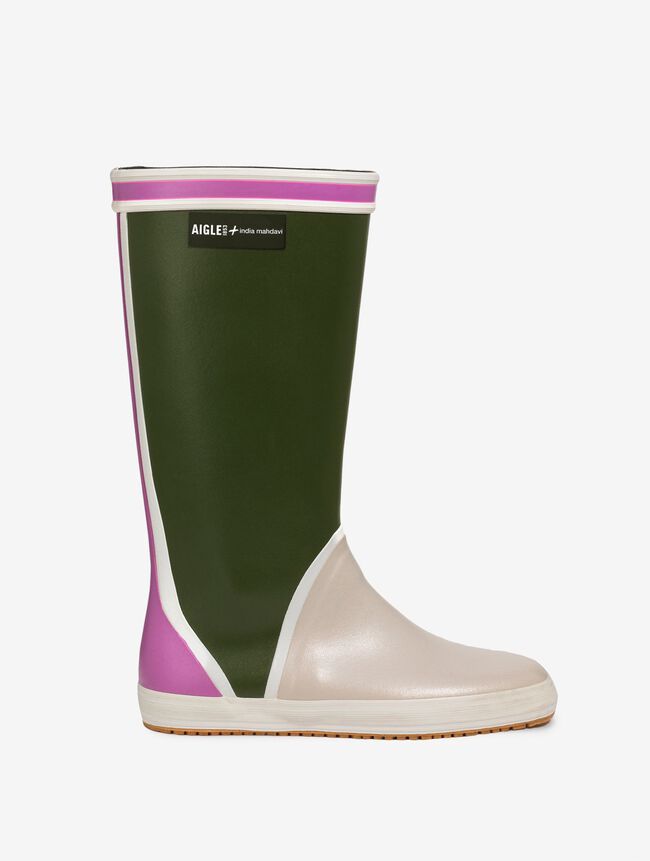 BY MAHDAVI