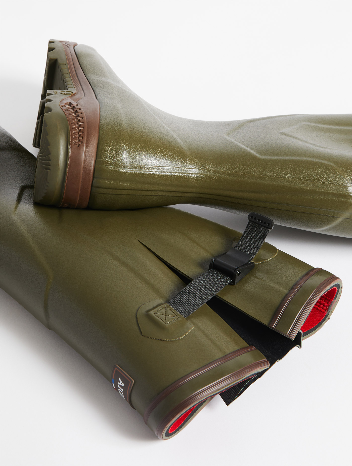 Aigle Antifatigue boots for cold weather, Made in France Kaki