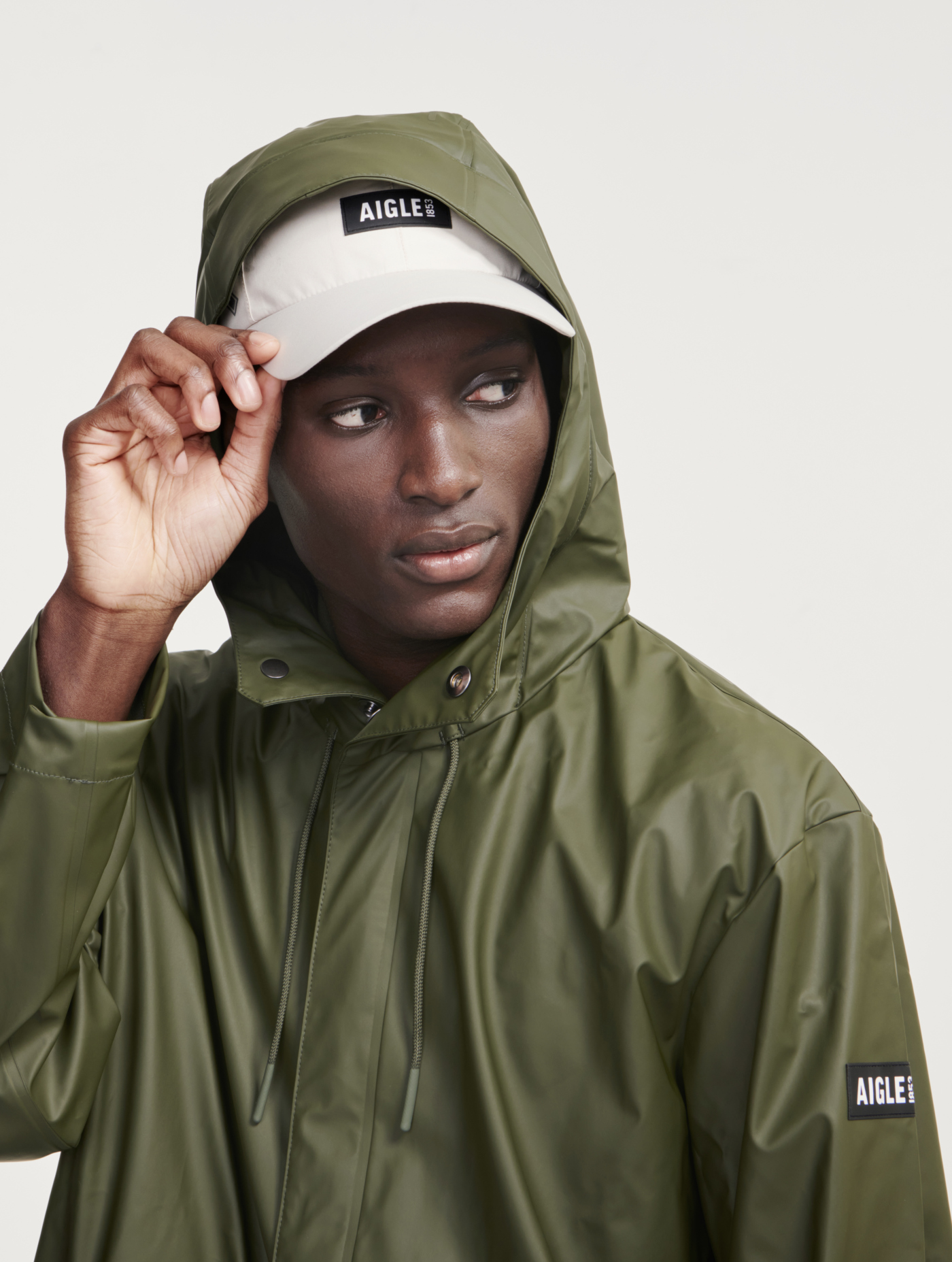 Parka longue mati?�re waterproof ?� capuche aigle-storefront-catalog-fr | AIGLE