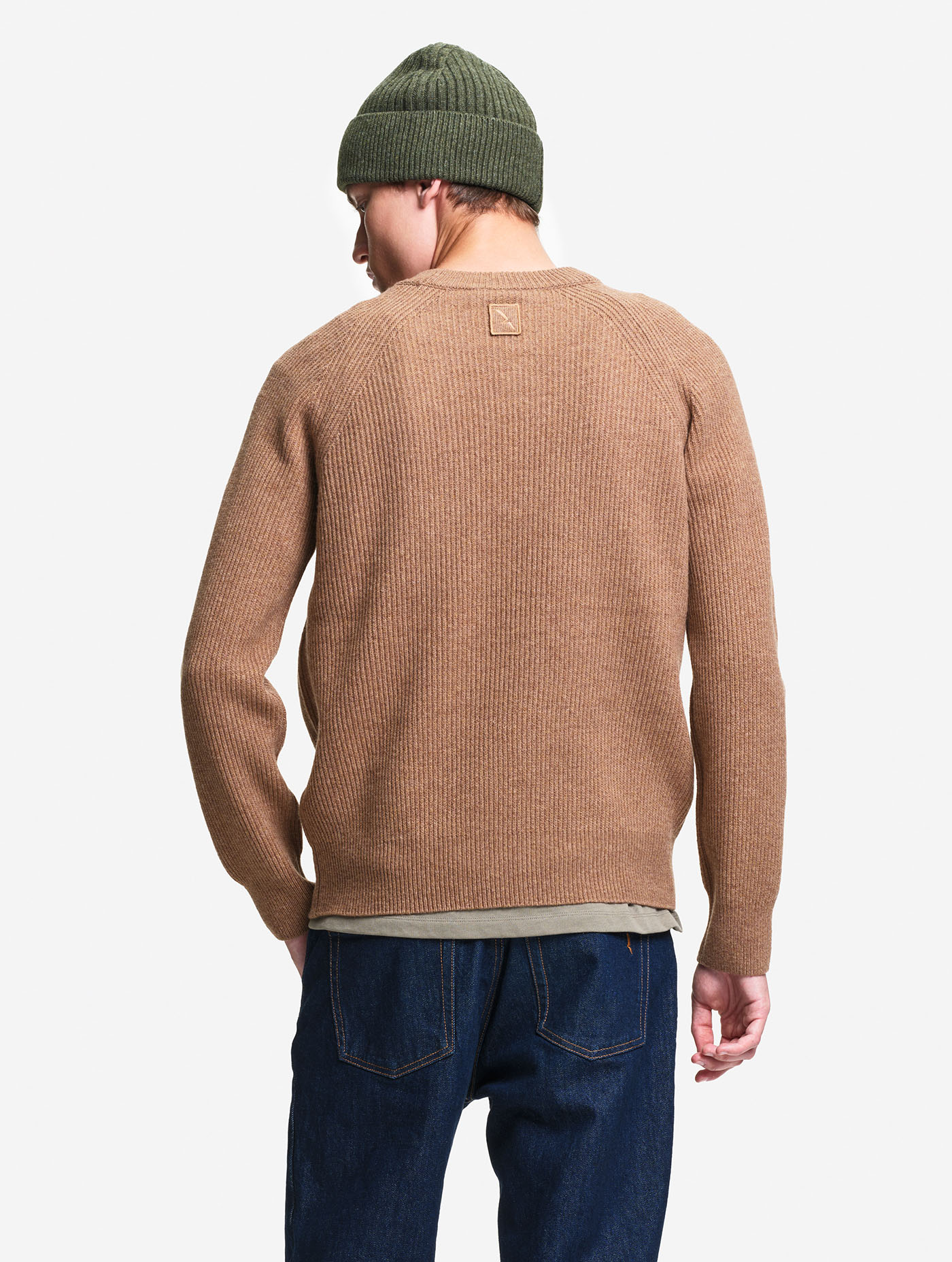 AIW26MKNI004
