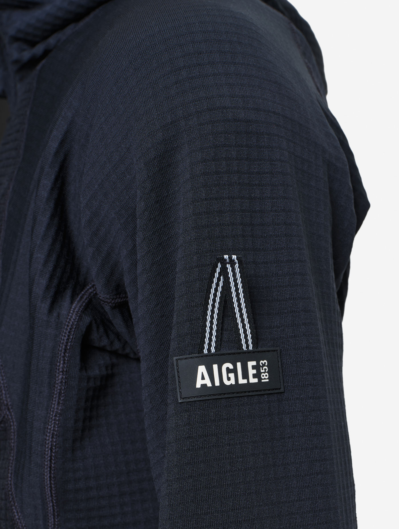 AIW26MFLE012