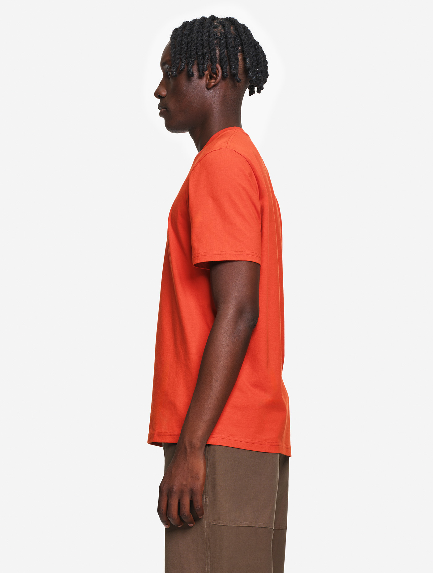 AIS26MTSH001