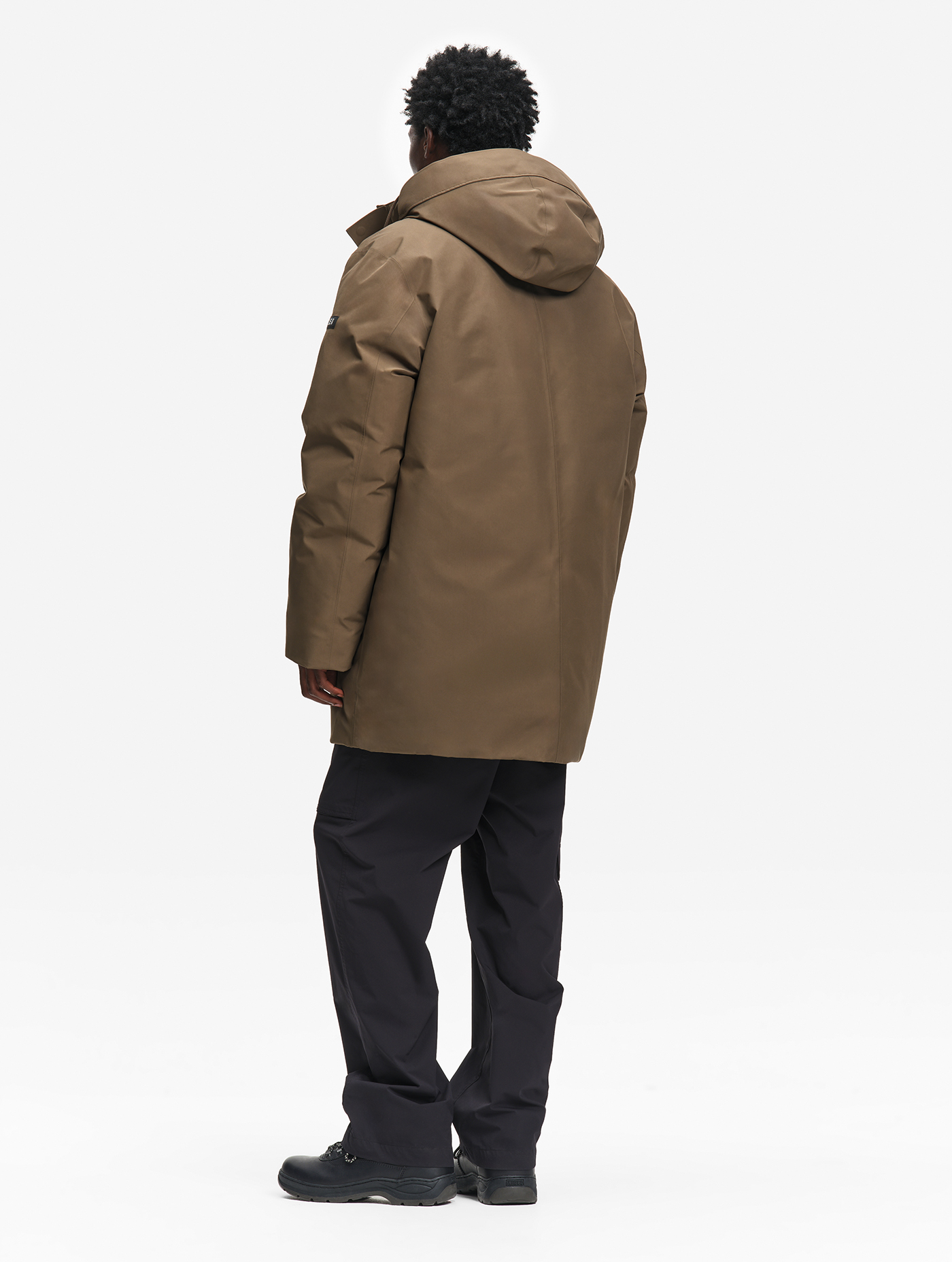 AIW26MOUI007