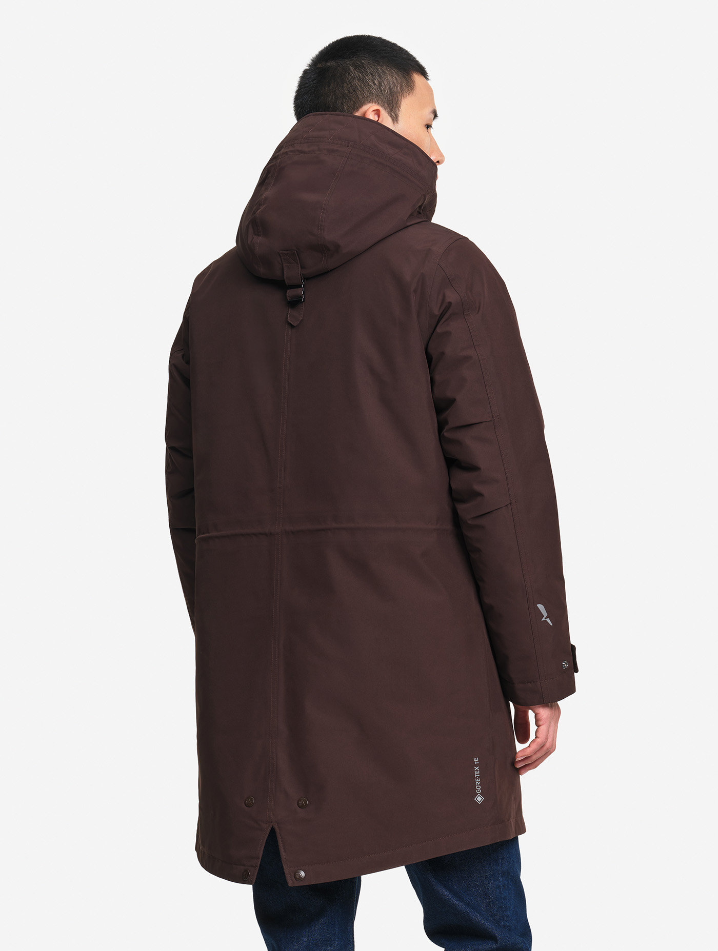 AIW25MOUI002