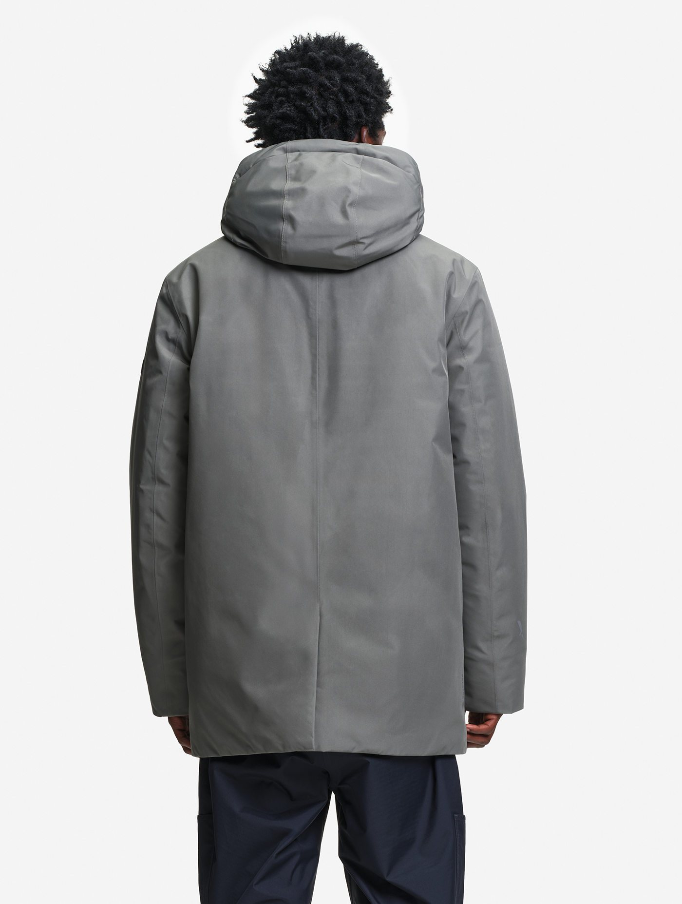 AIW25MOUI001